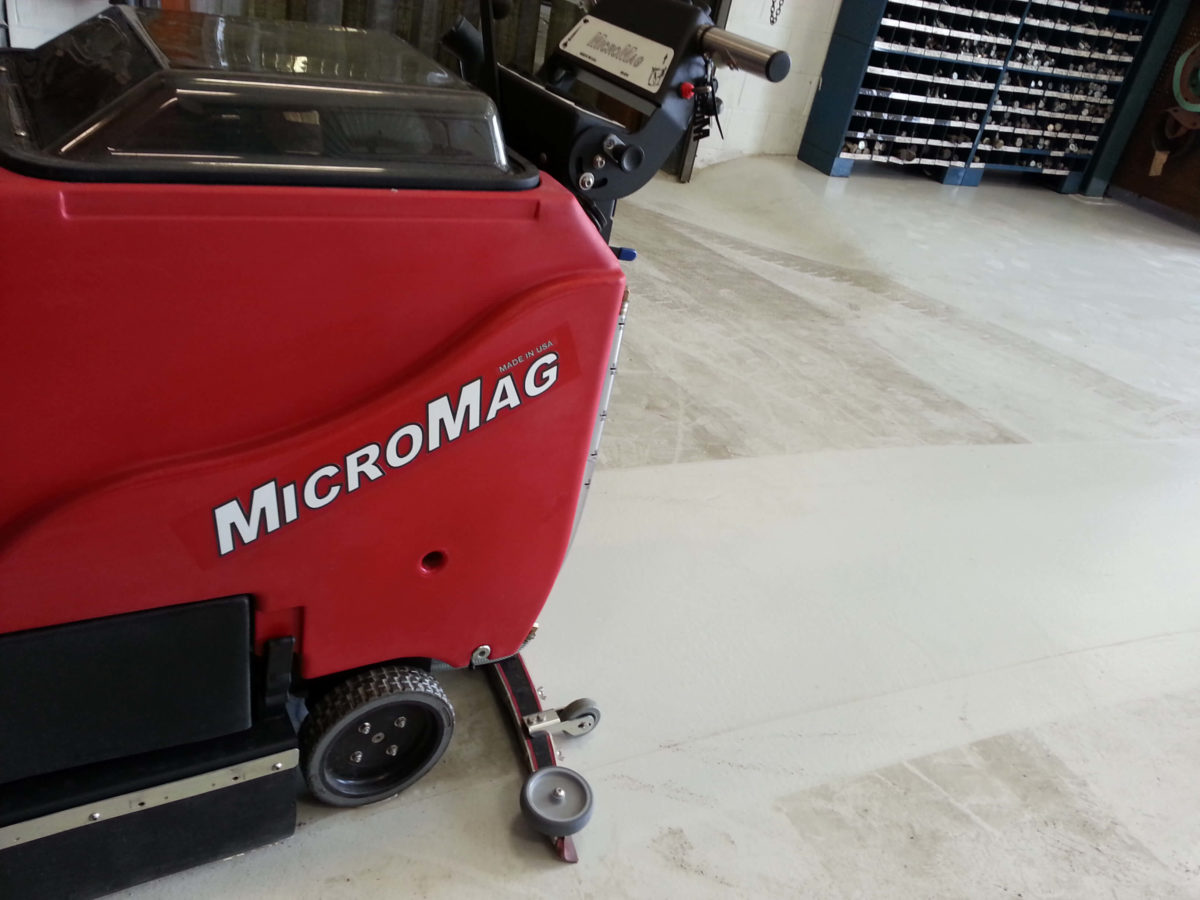 Factory Cat MicroMag Floor Scrubber - Image 2