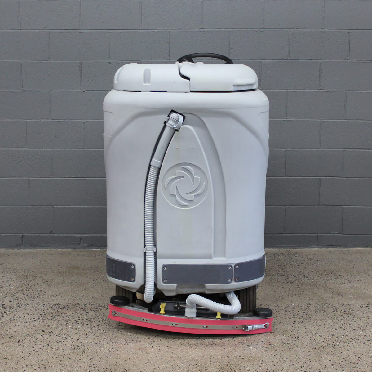 Used Advance Adgressor X2820D Rider Scrubber