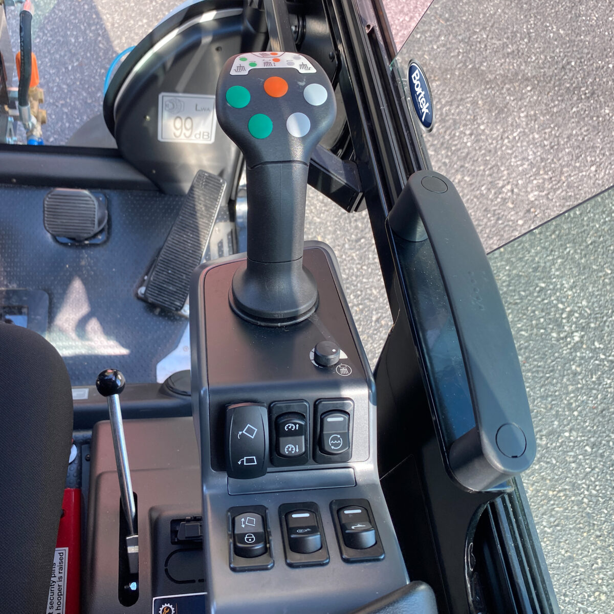 Dulevo 850 Mini Sweeper - Image 17