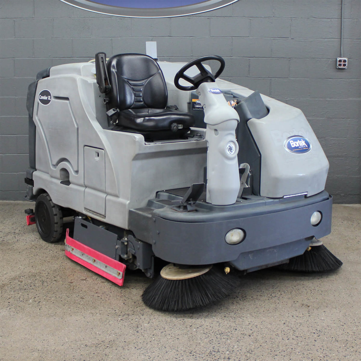 Used Advance Condor XL Scrubber X62LP