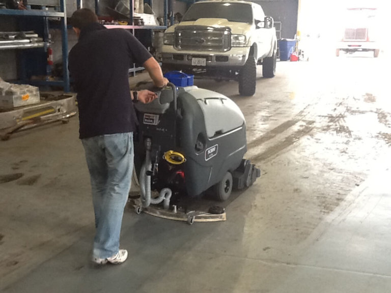 Advance SC800 28C Floor Scrubber w/ Ecoflex Bortek Industries, Inc.®