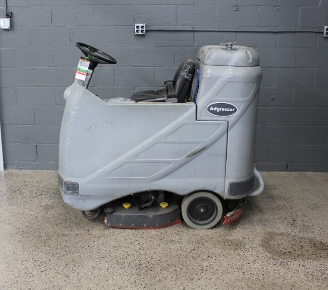 Advance Adgressor 3220D- Used 9c