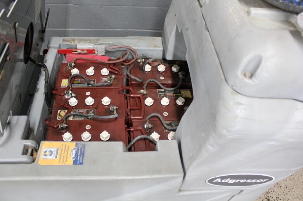 Advance Adgressor 3220D- Used 9d