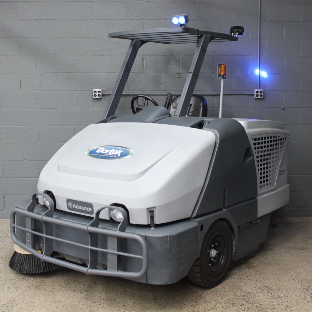 Used Advance SW8000 65G Sweeper Bortek Industries