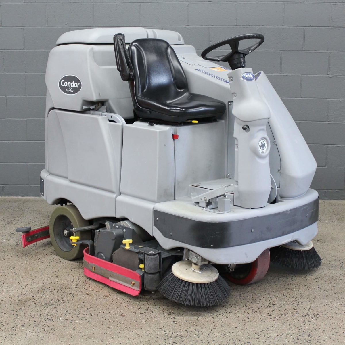 Used Advance Condor 4030C Scrubber