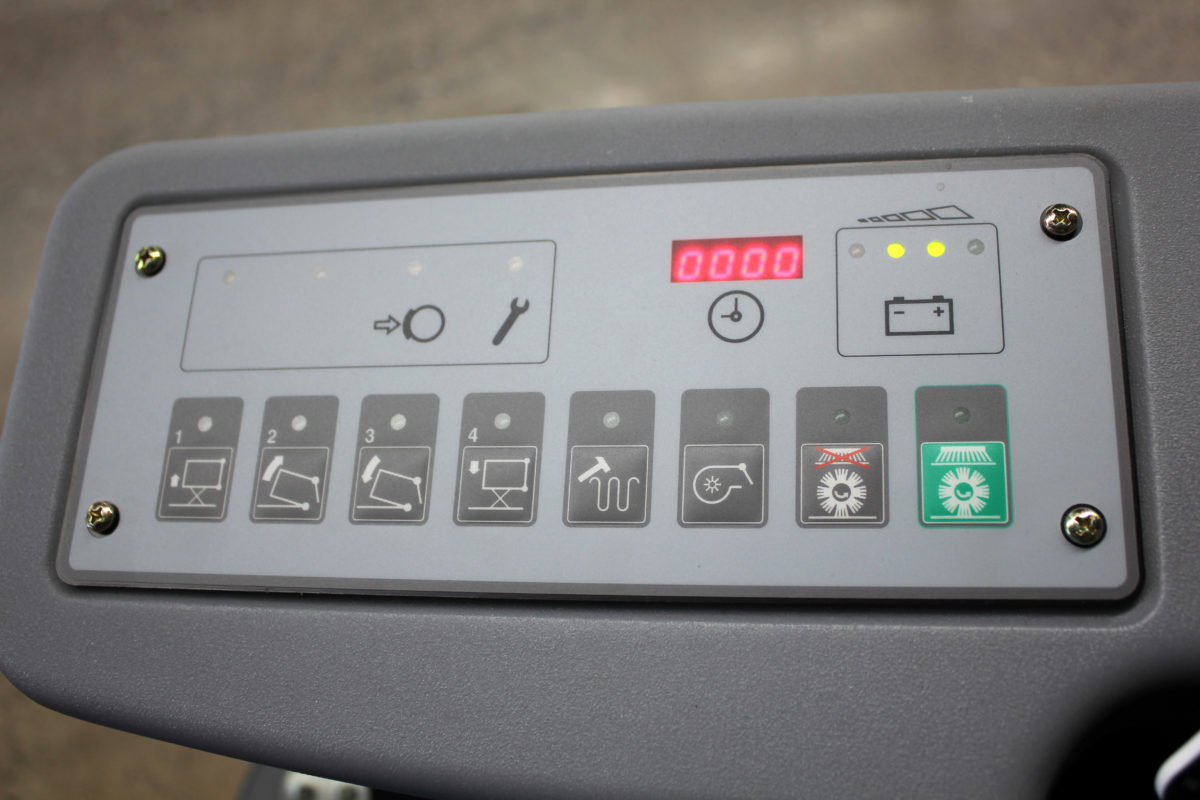 PowerBoss Sweepmaster 1500 RH Sweeper - Image 21