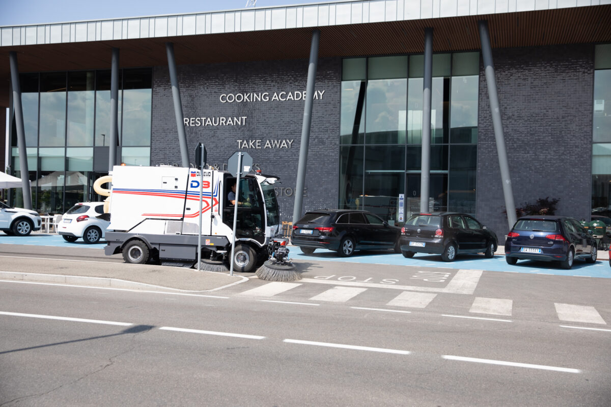 Dulevo D3 Street Sweeper - Image 26